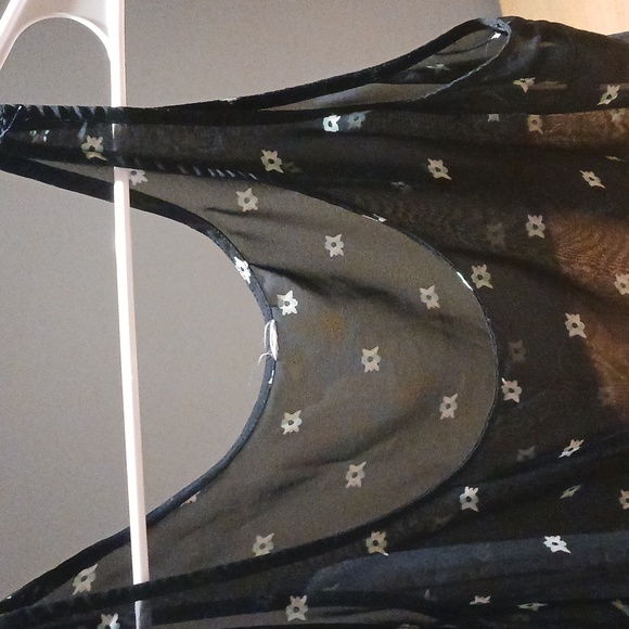 Woman's Flower Tank Top - Picture 5 of 5